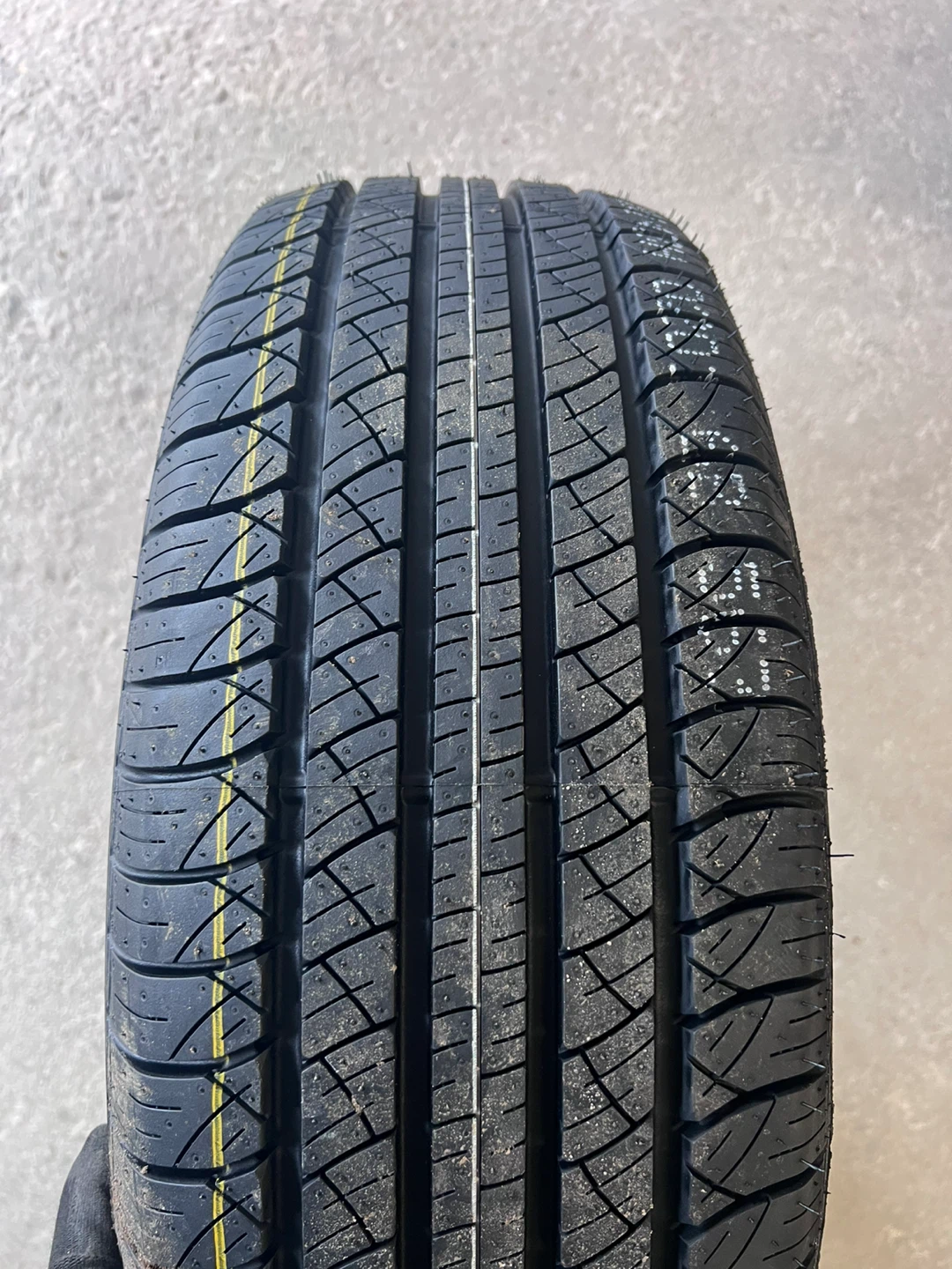 Wideway Speedway 225/60R17 99H Steel Belted Radial Tire - photo 2