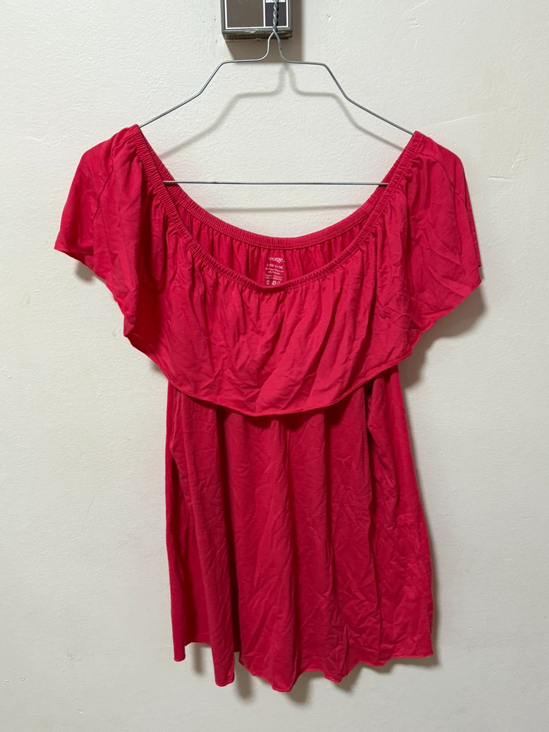 Soie Off-the-Shoulder Ruffle Top - Red - XL