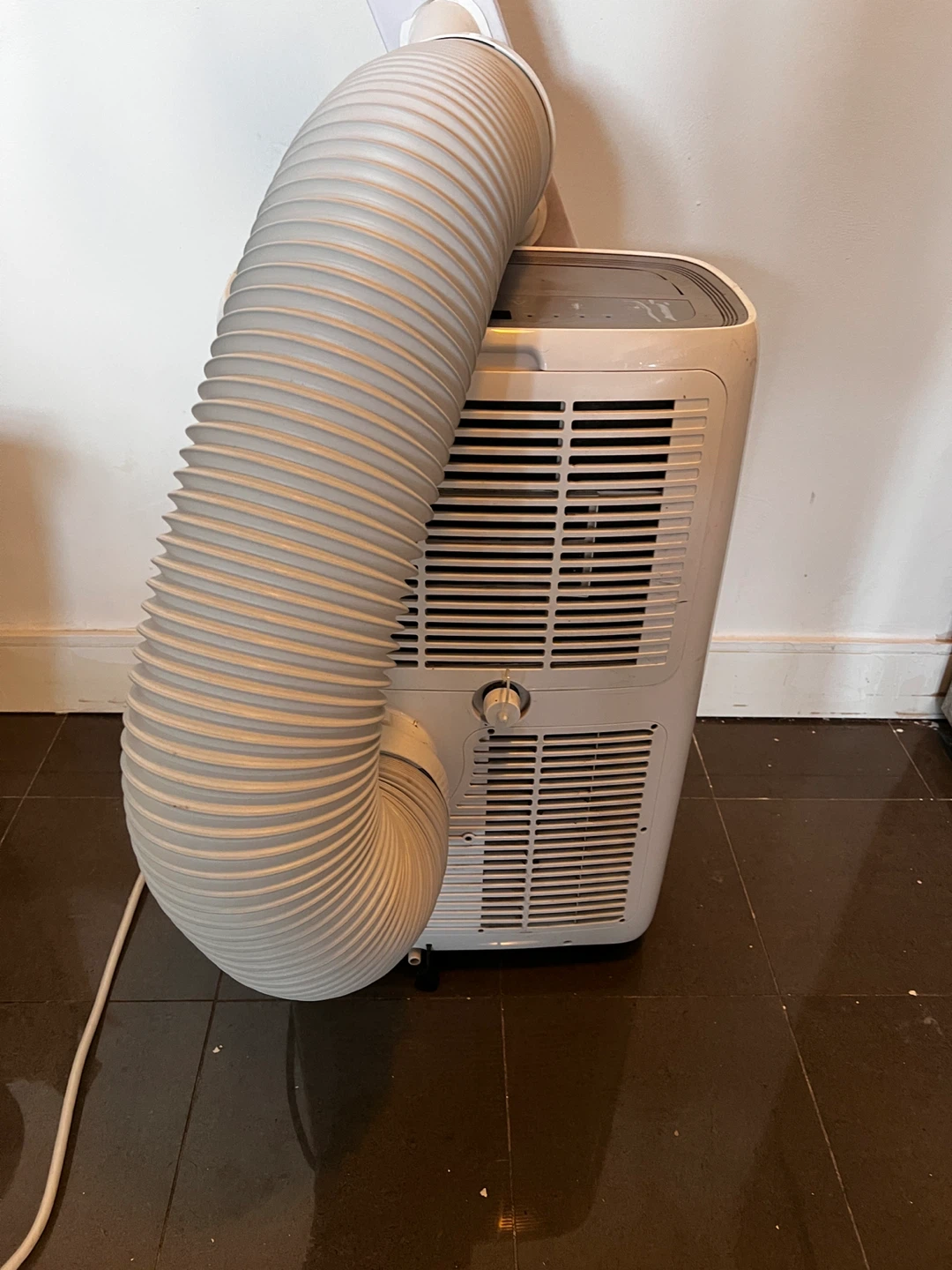 Cool Living Portable AC - photo 4