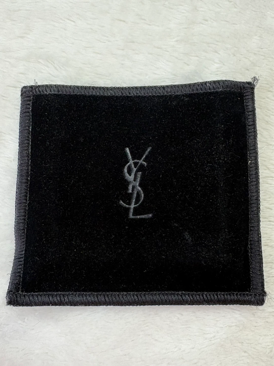 Yves Saint Laurent YSL Velvet Pouch Mini Flat Makeup Brush Set - photo 5