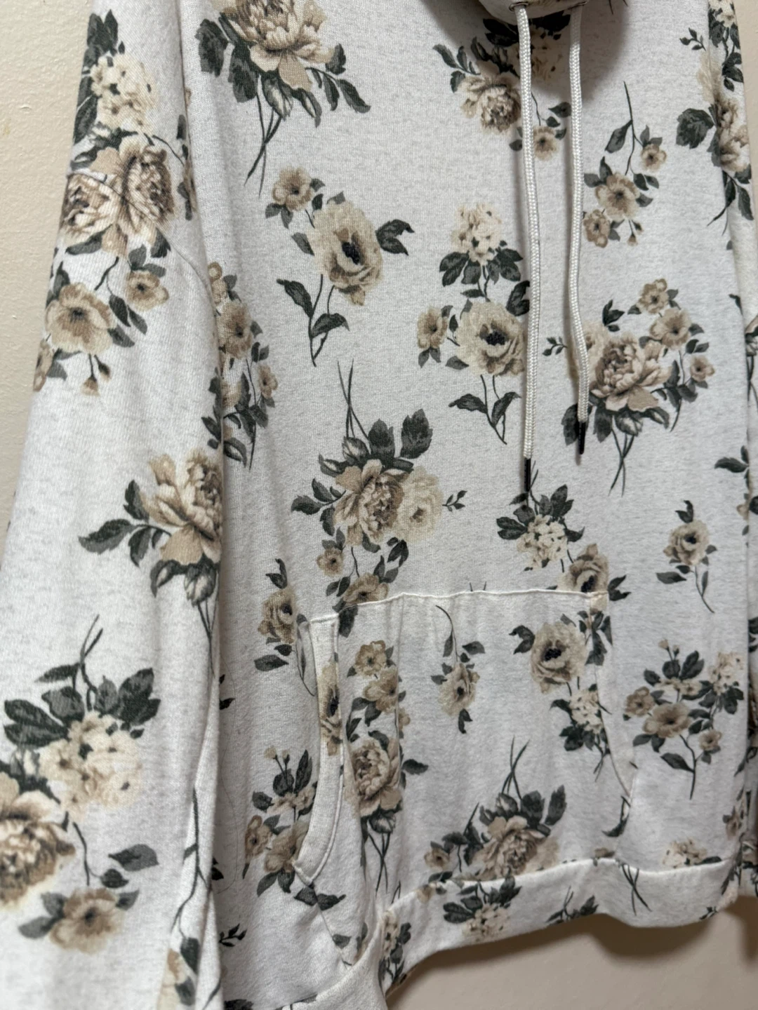 Ardene Women's Floral Hoodie - photo 2