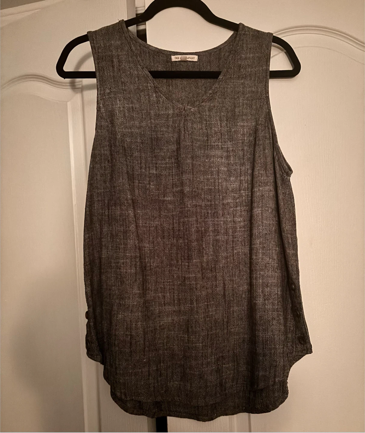 Black textured linen blend tank