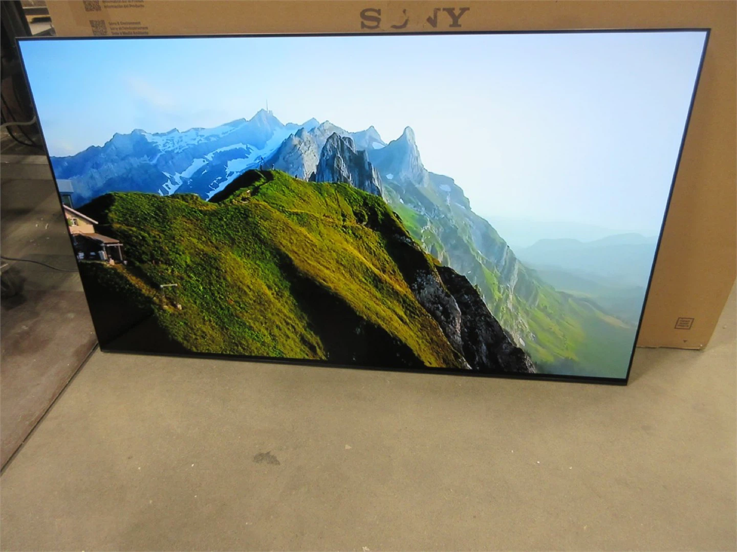 Sony BRAVIA 8 OLED TV - photo 2
