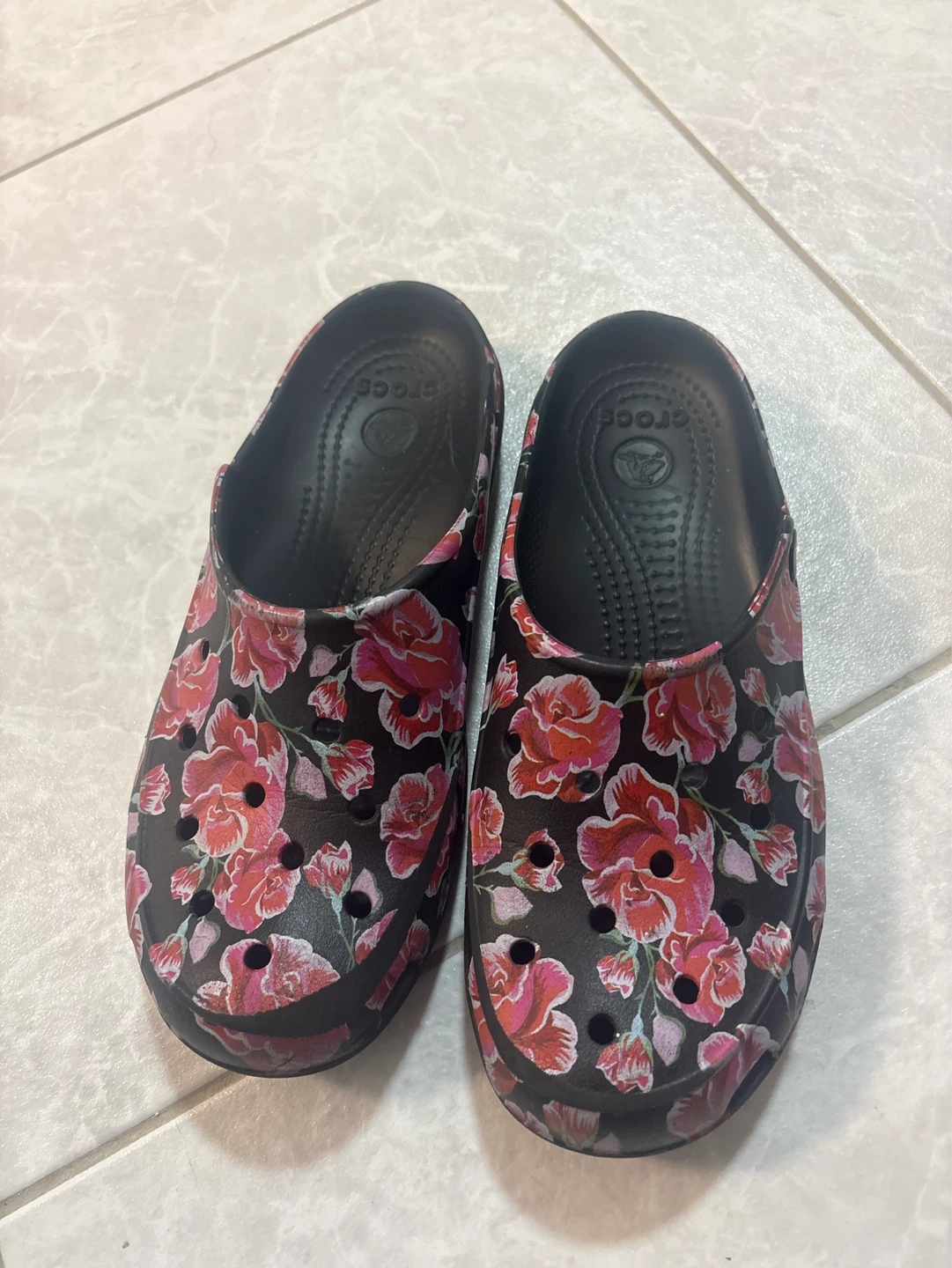 Crocs Clog Shoes - Pink Floral Print