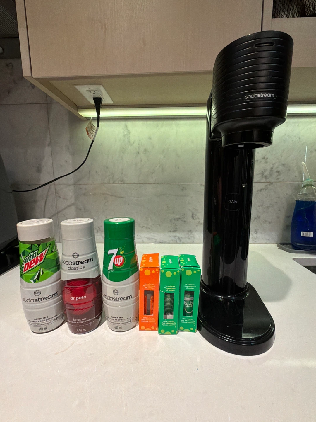 SodaStream Gaia Sparkling Water Maker - photo 3
