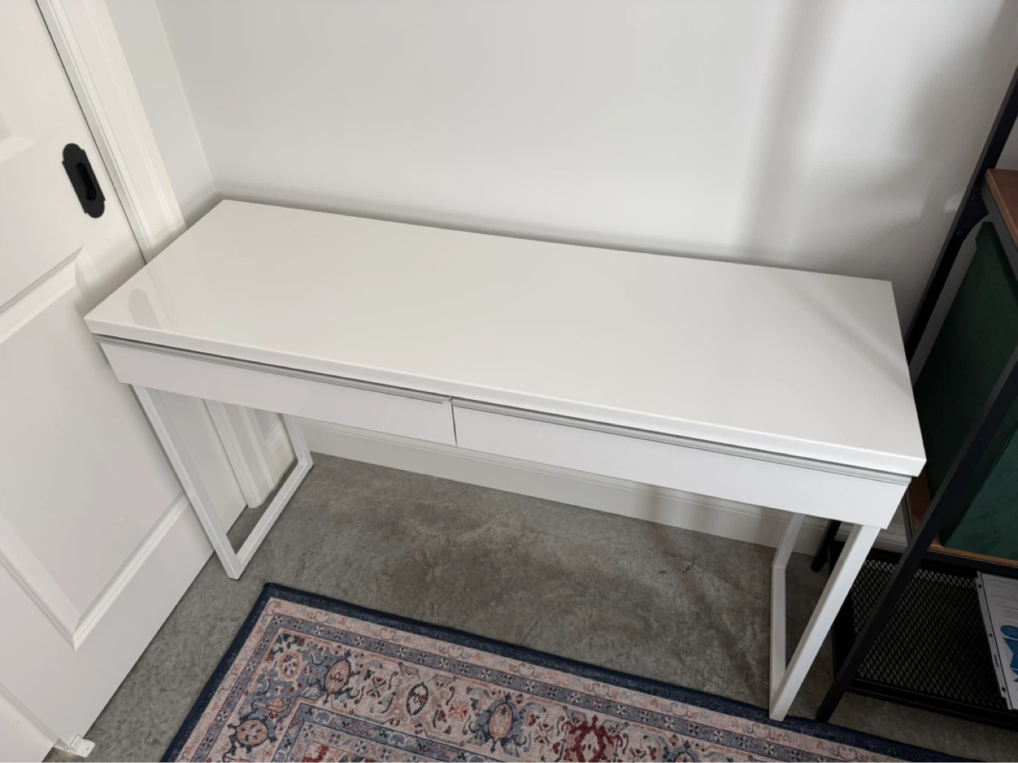 White Two-Drawer Desk Ikea Bestå Burs - photo 3