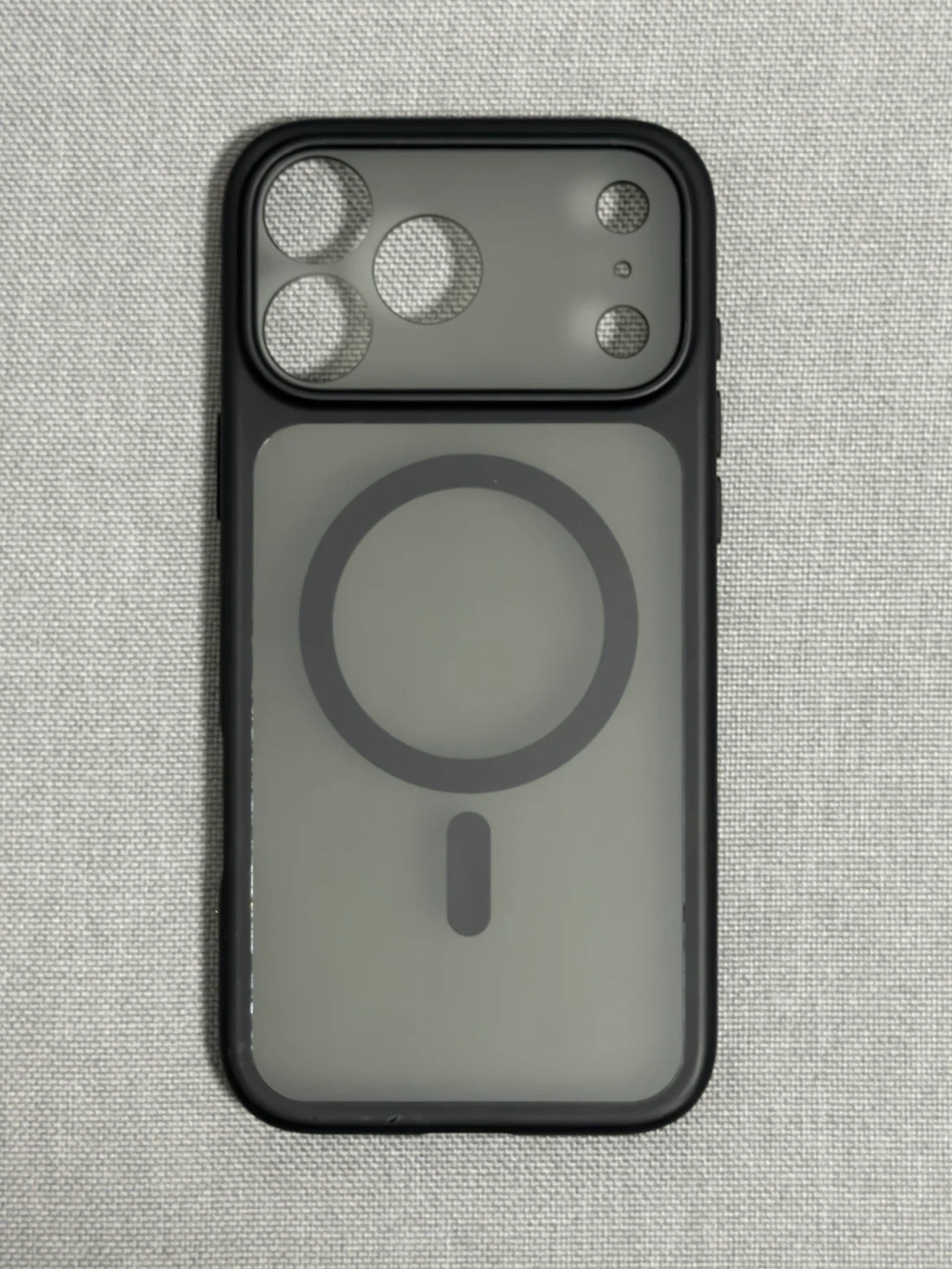 iPhone 17 Pro Max MagSafe Case
