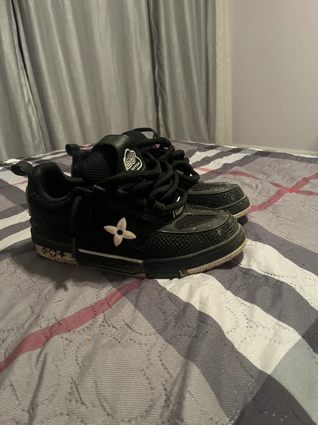 LV skate