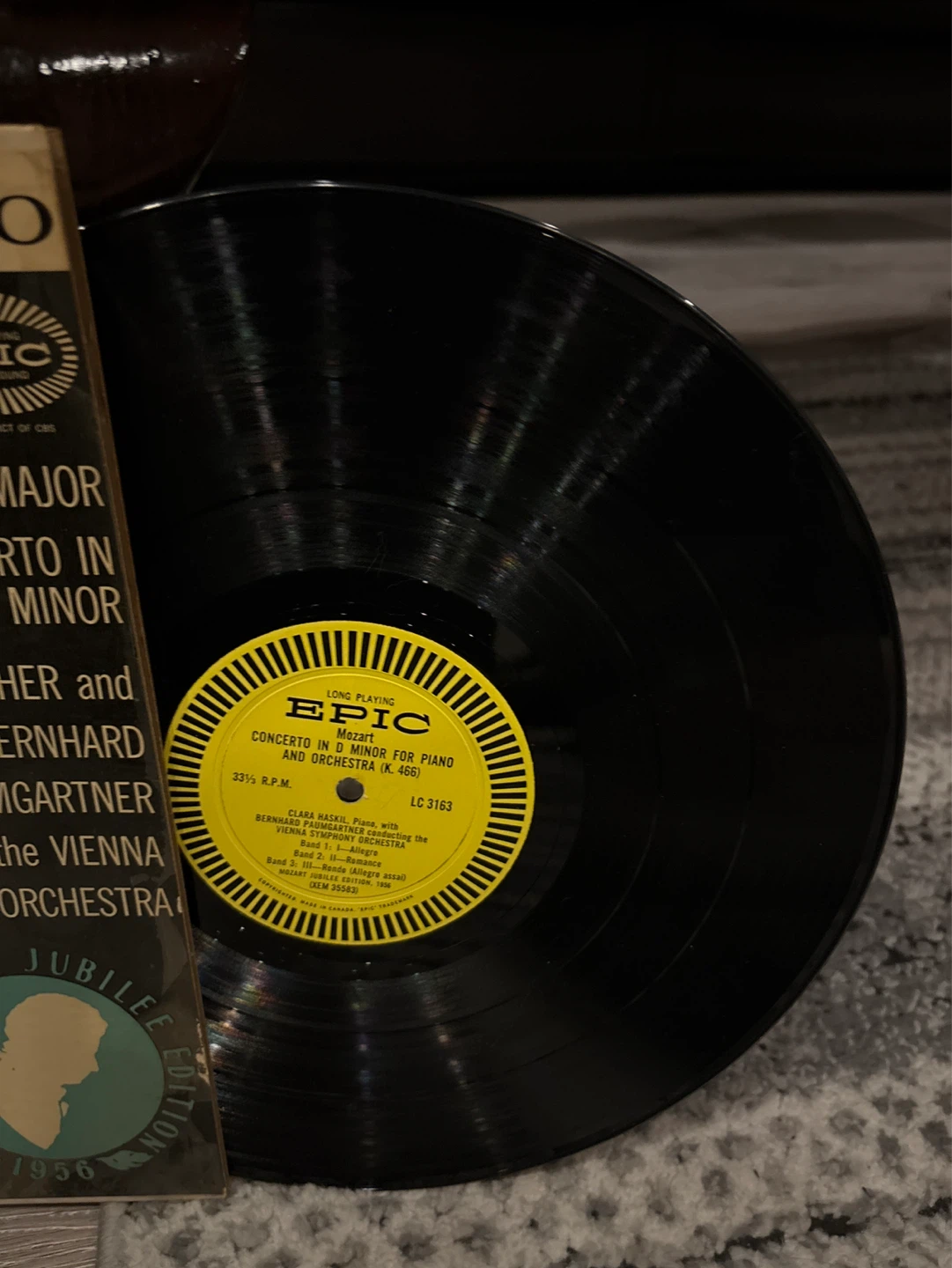 Mozart Concertos in A Major and D Minor Vinyl Record - photo 4