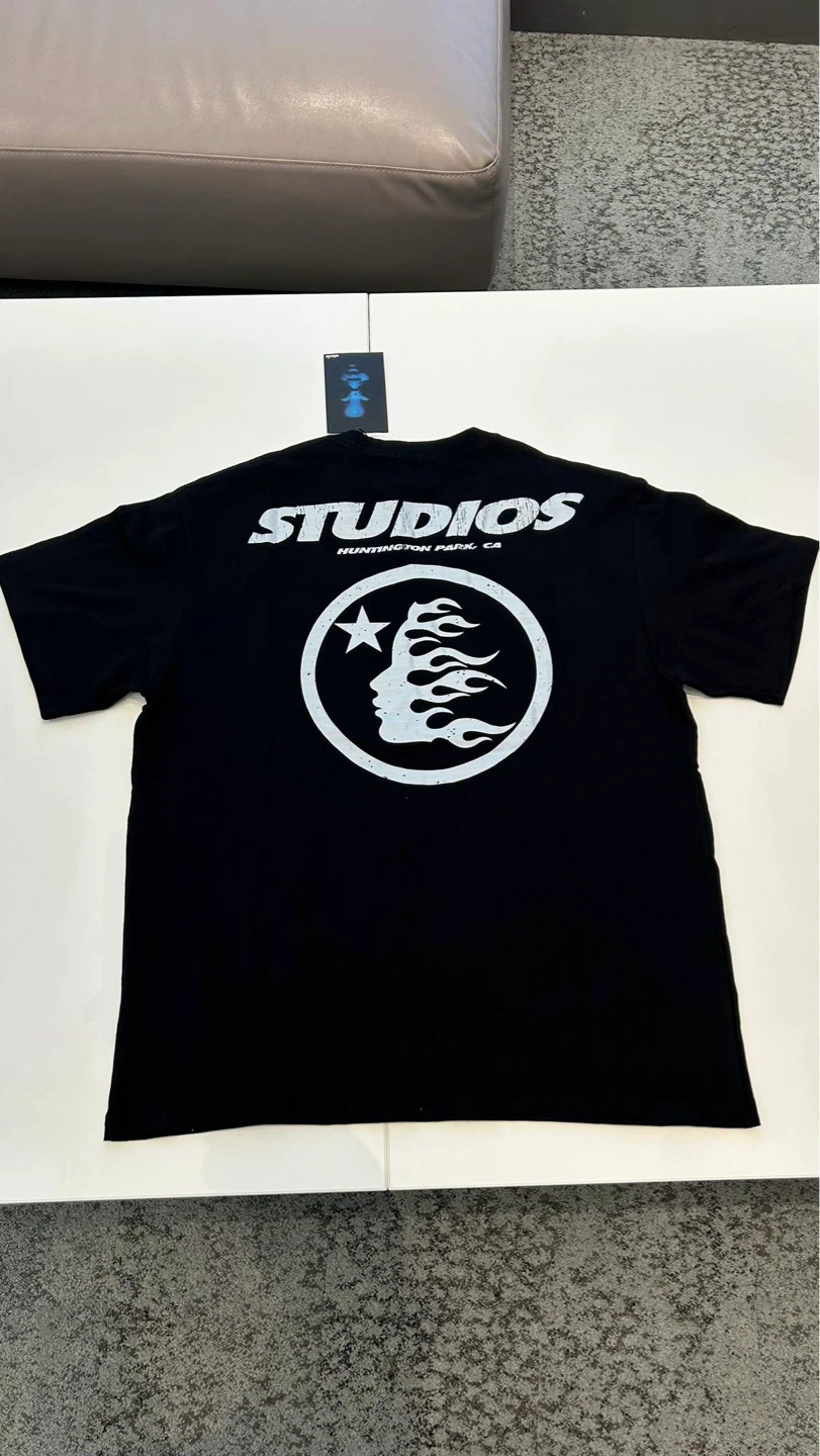 STUDIOS  HESTAR T-Shirt new with tags size medium - photo 2