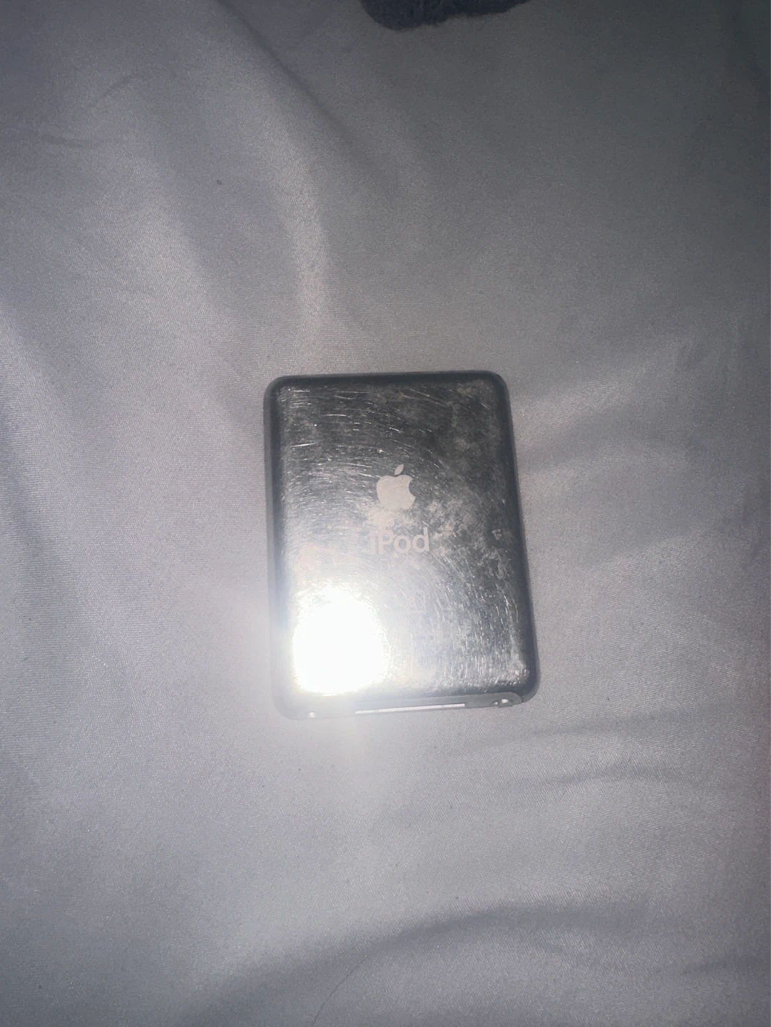 Apple iPod Classic (worn) - photo 2