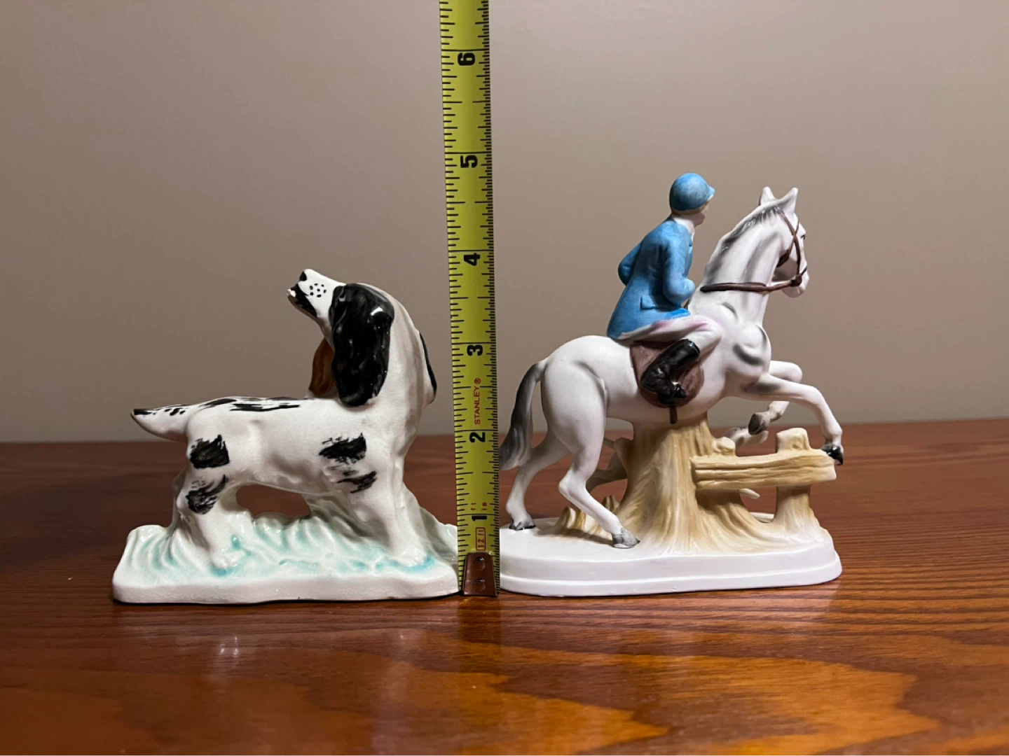 VINTAGE DOG WITH PHEASANT & FOX HUNTER WITH DOG FIGURINES - photo 2