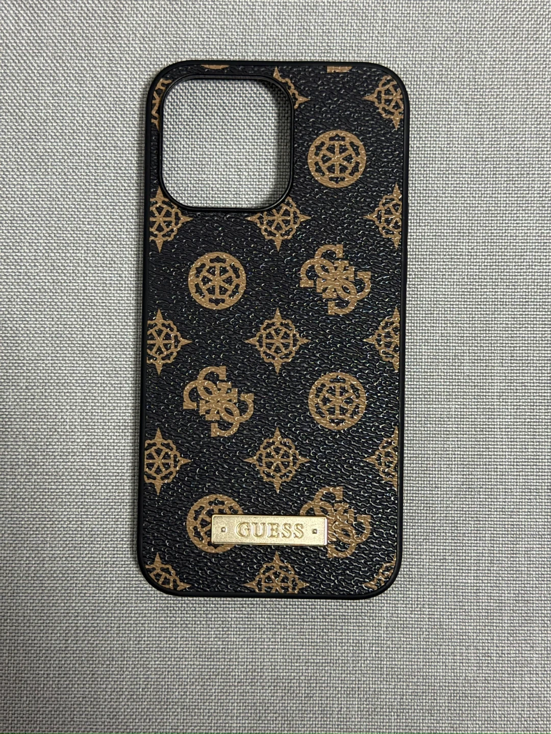 Guess iPhone 15 Pro Max Phone Case