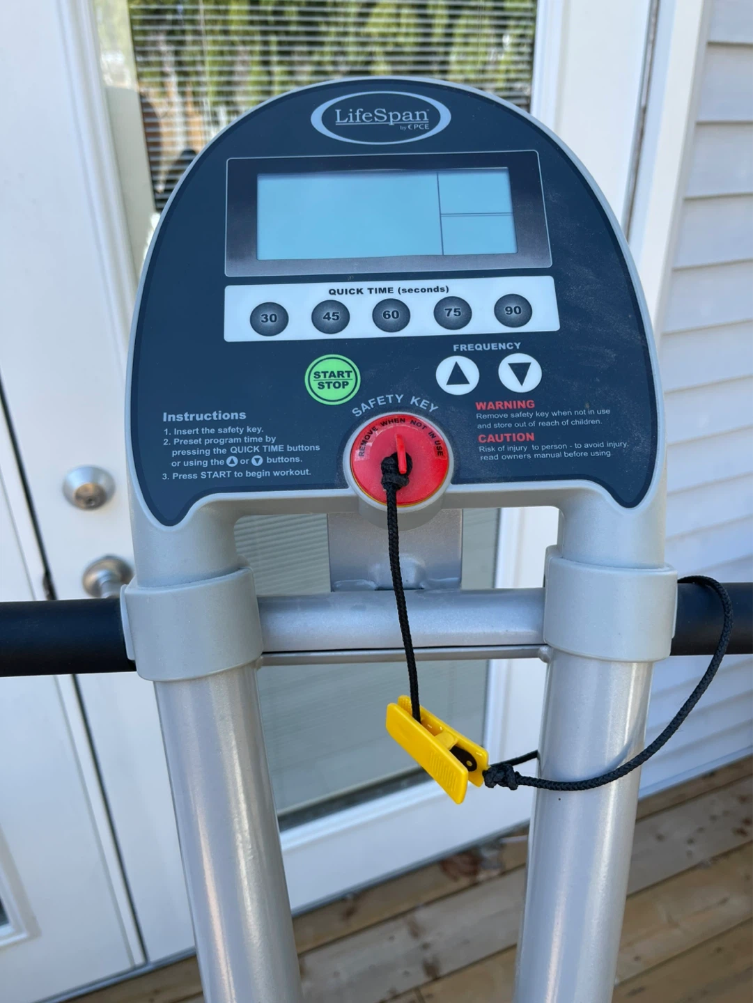 LifeSpan Fitness Vibration Plate Machine - photo 2