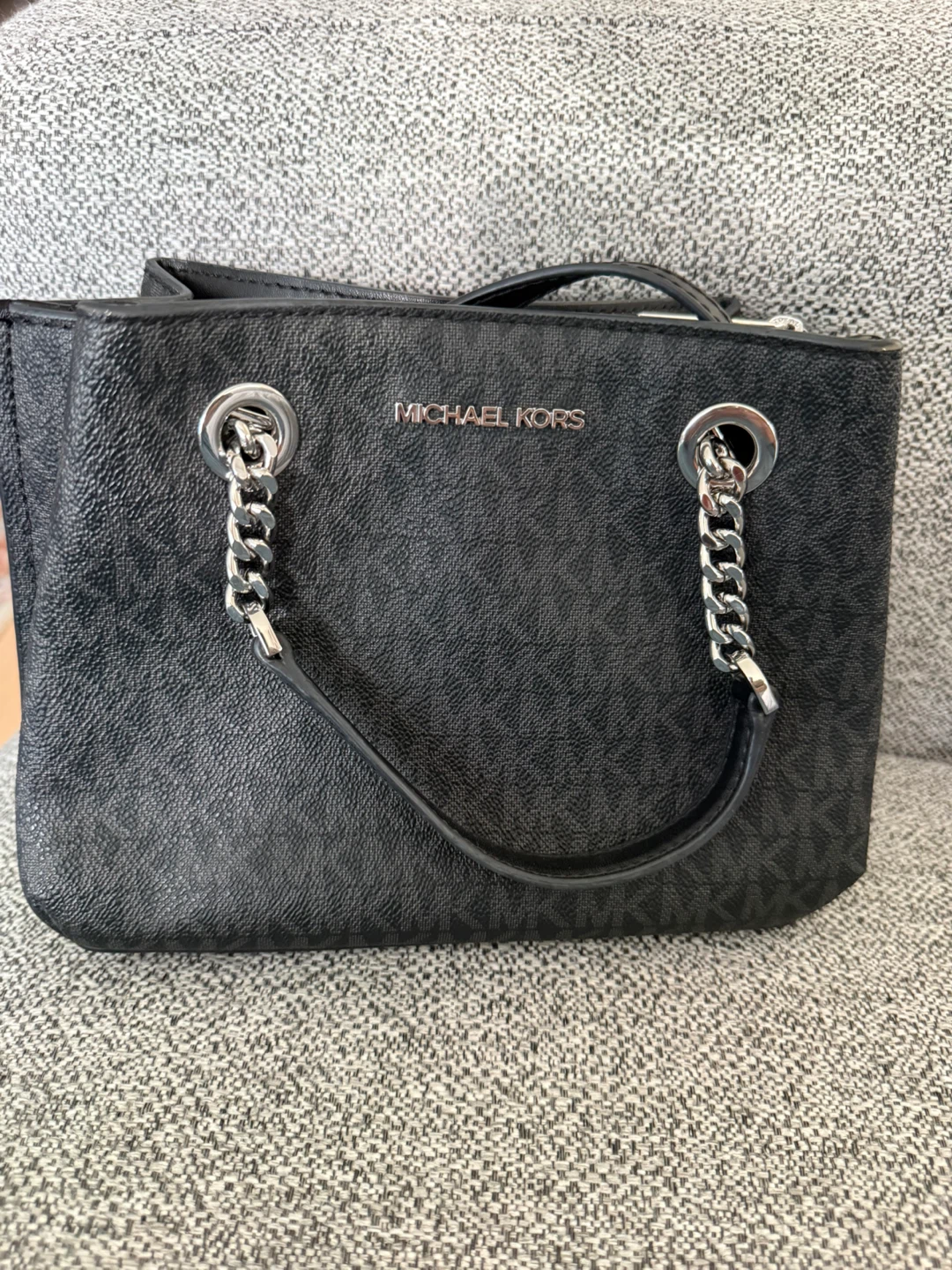 Michael Kors Black MK Signature Tote Bag - photo 4