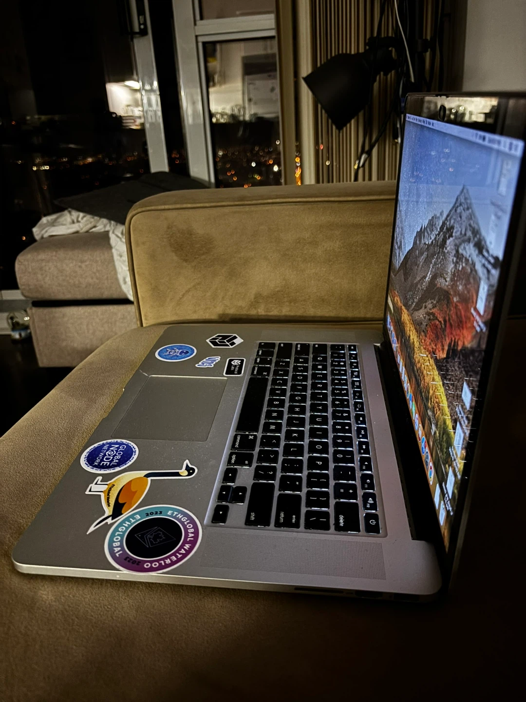 Apple MacBook Pro 15 16GB RAM - photo 2
