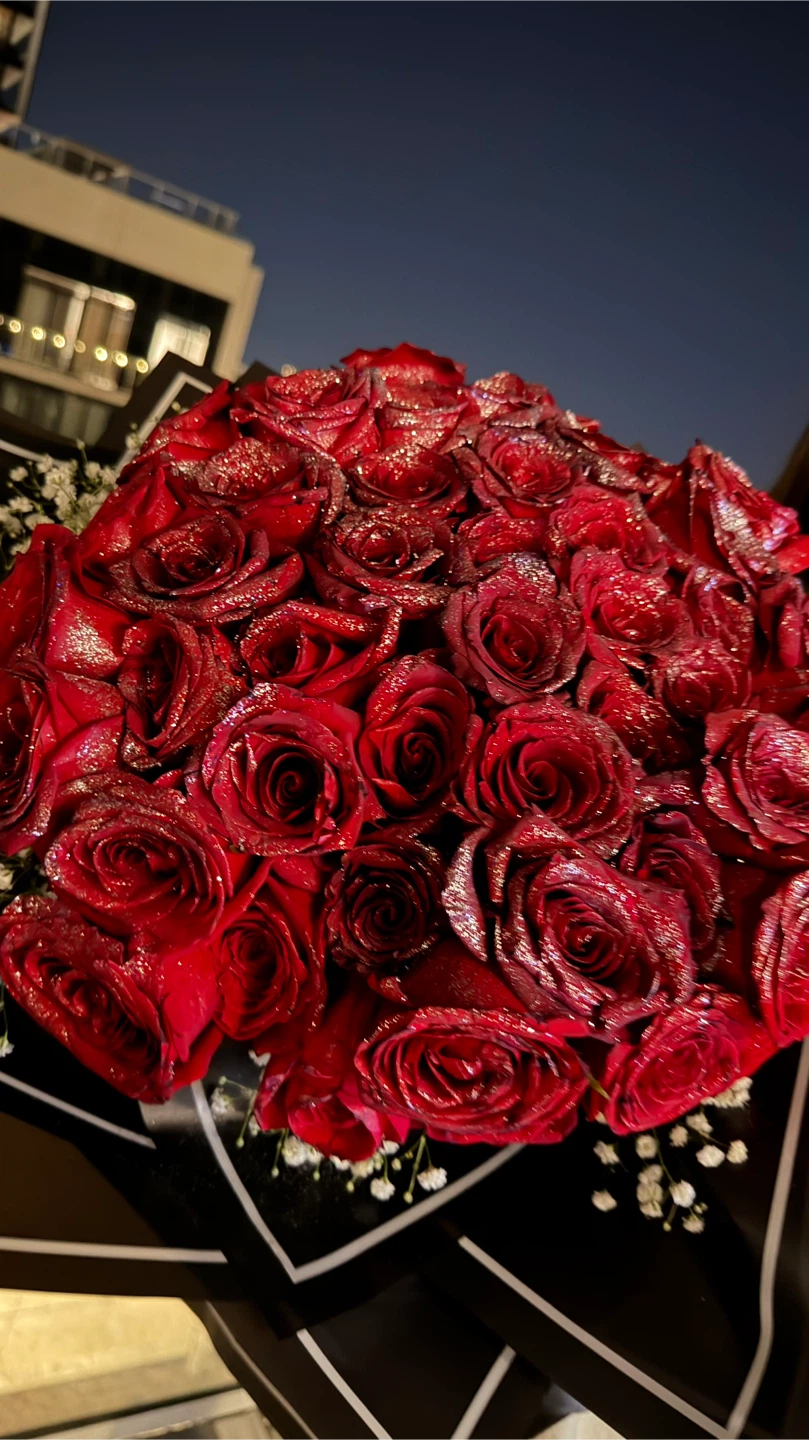 Sparkling Red Rose Bouquet 50 Stems - photo 3