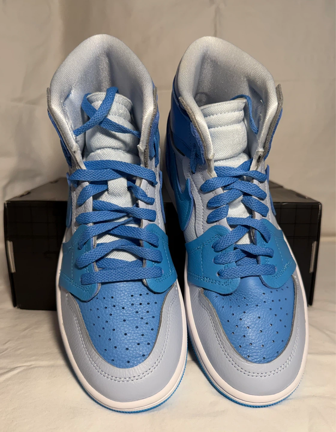 Air Jordan 1 High  Retro OG "UNC" - photo 3