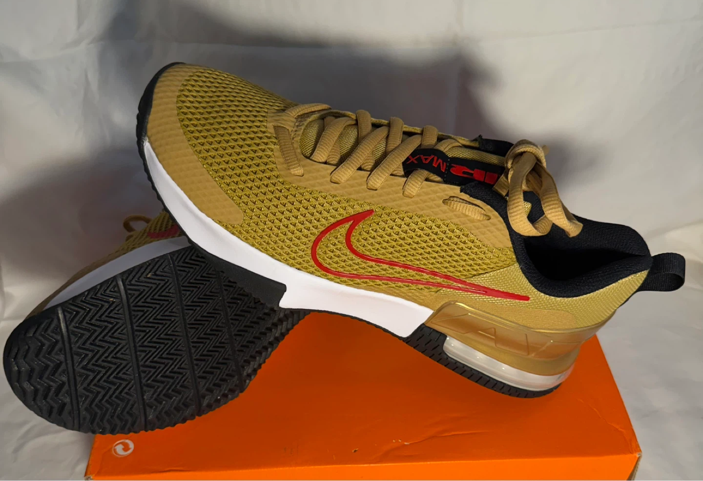 Nike Air Max Mens Shoes Gold - photo 3