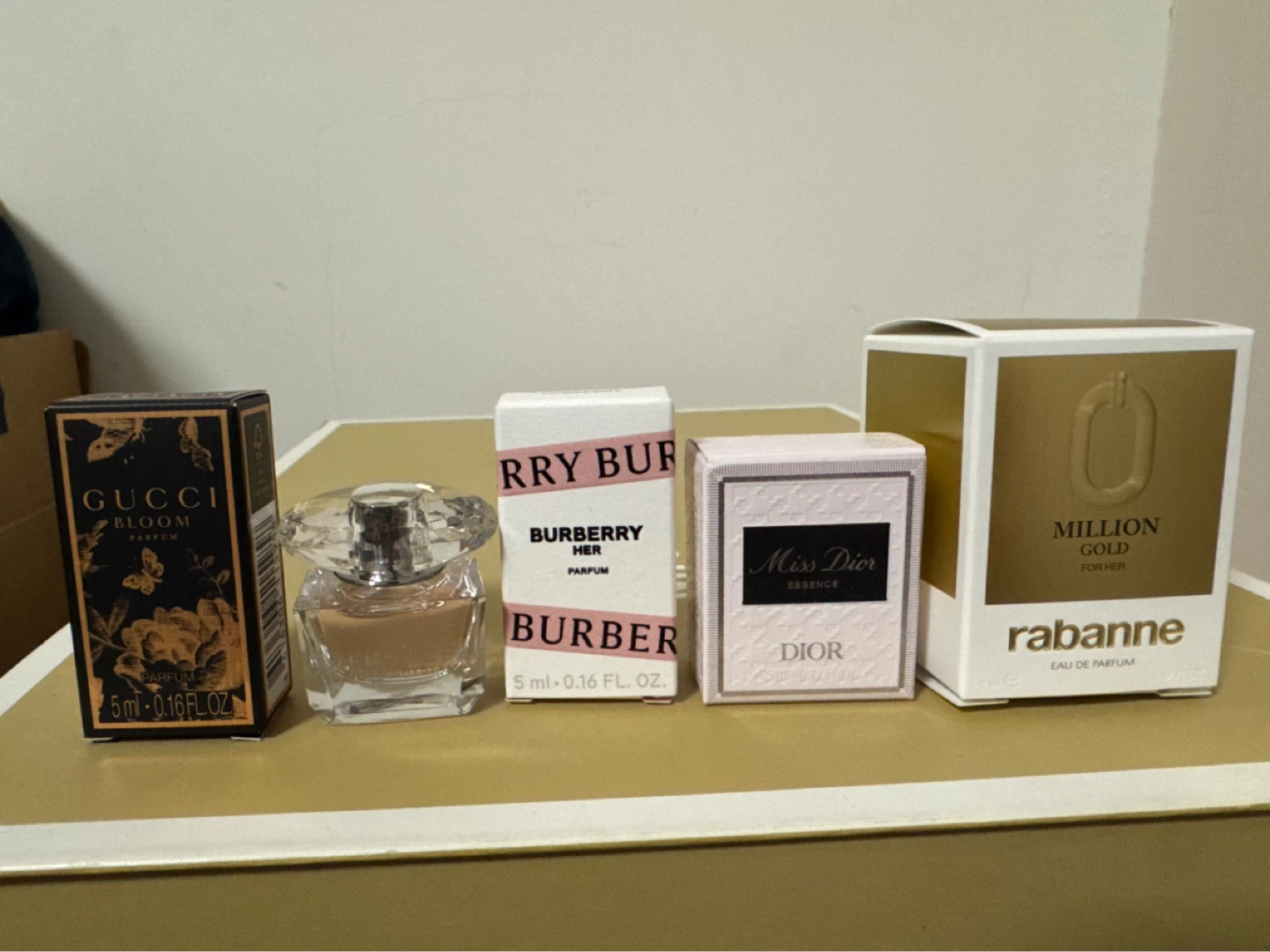 Assorted Mini Perfume Set