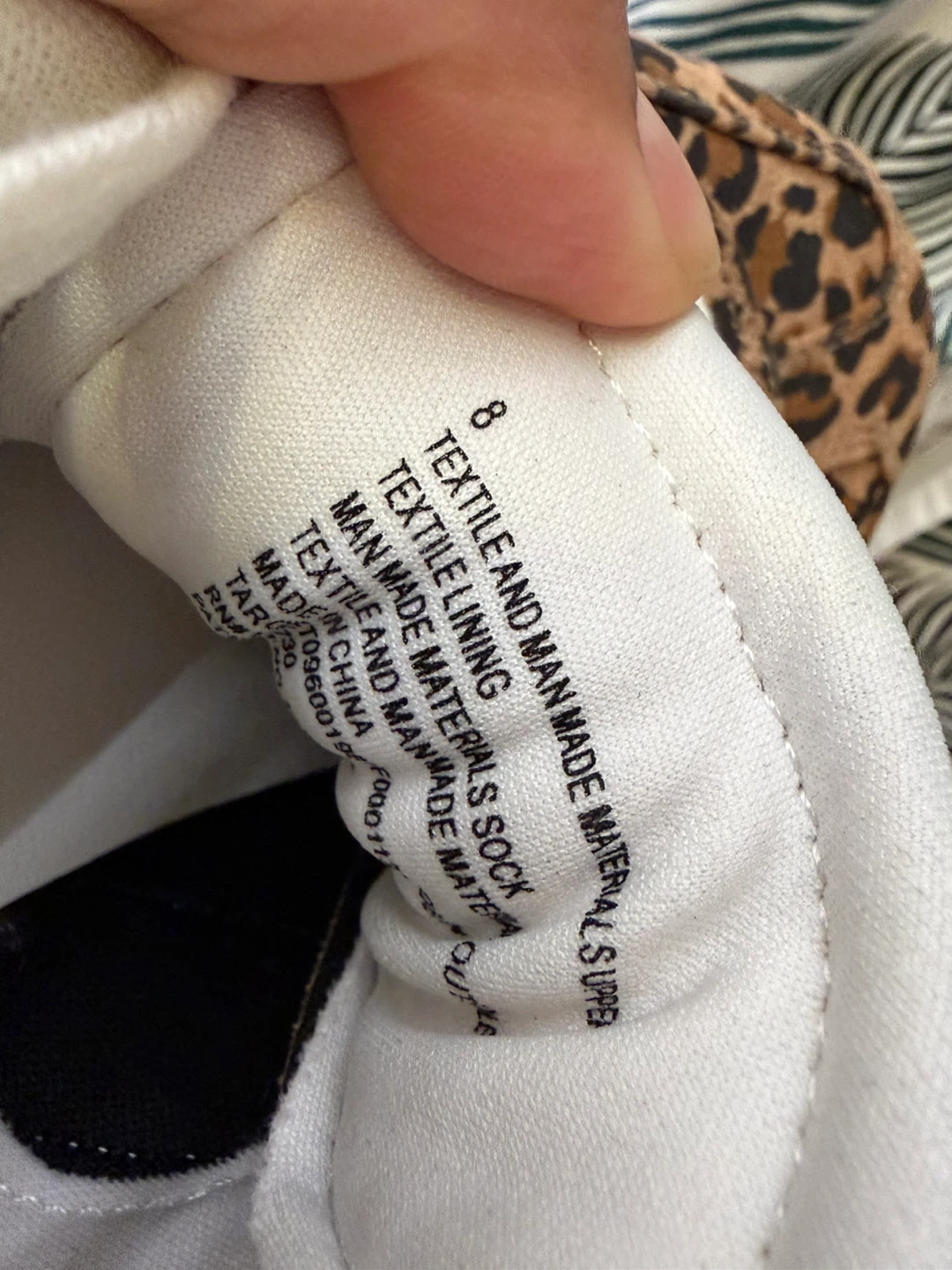 Universal Thread sneakers size 8 - photo 4