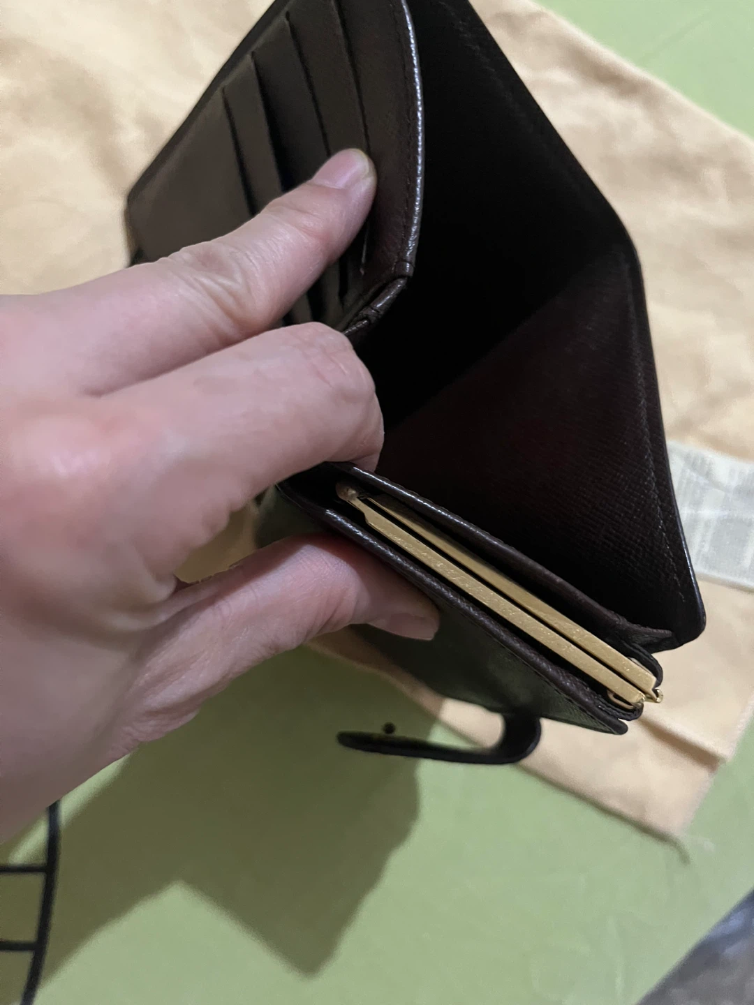 Authentic Louis Vuitton Damier Ebene Small Wallet - photo 4