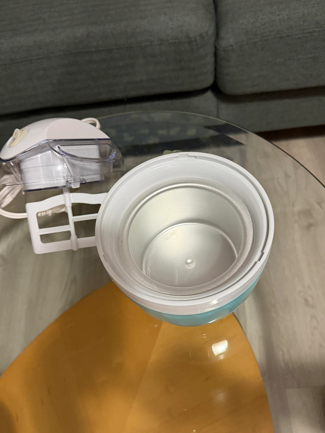 Nostalgia Ice Cream Maker - photo 3
