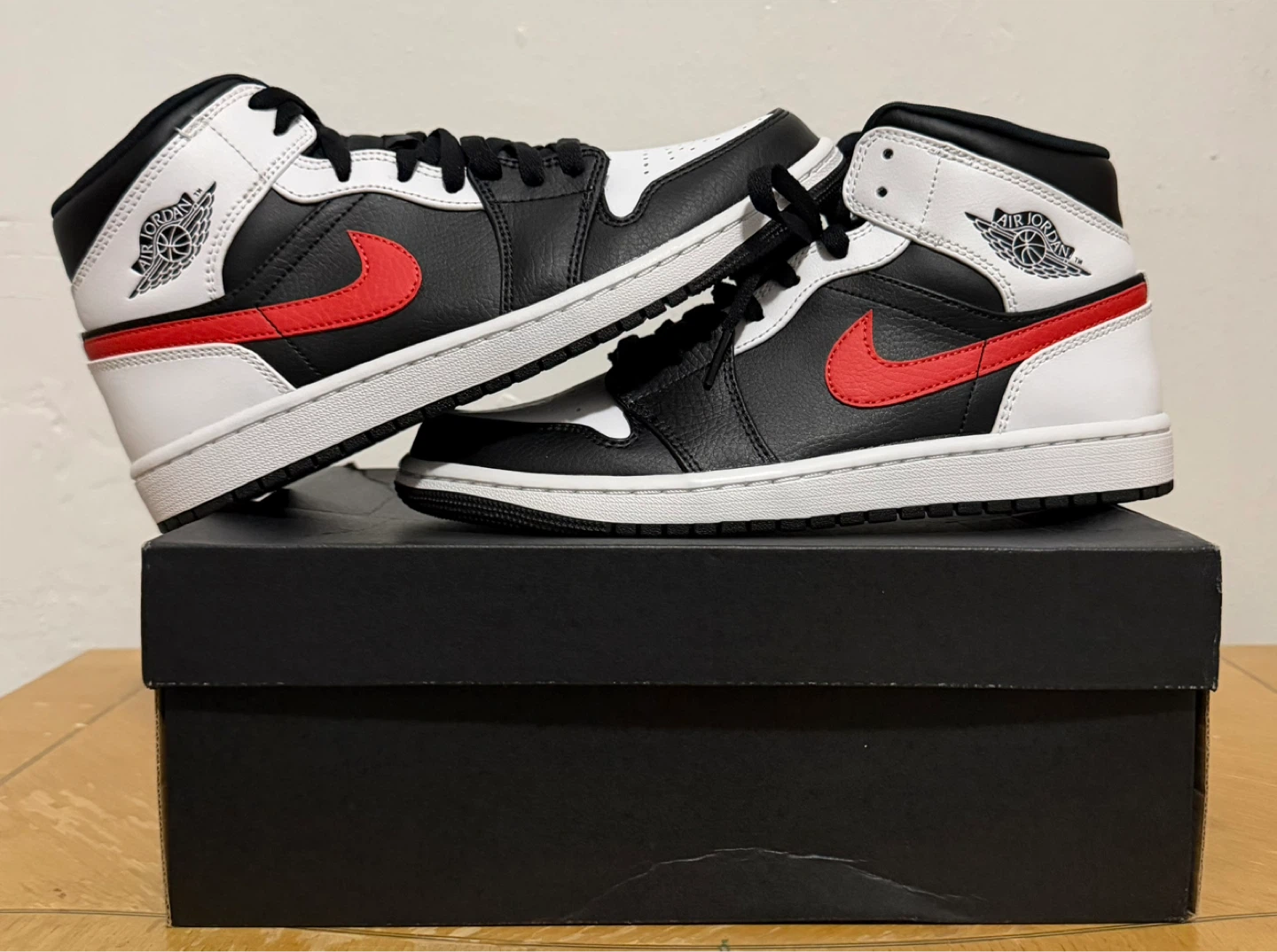 Air Jordan 1 Mid SE Men's Shoes