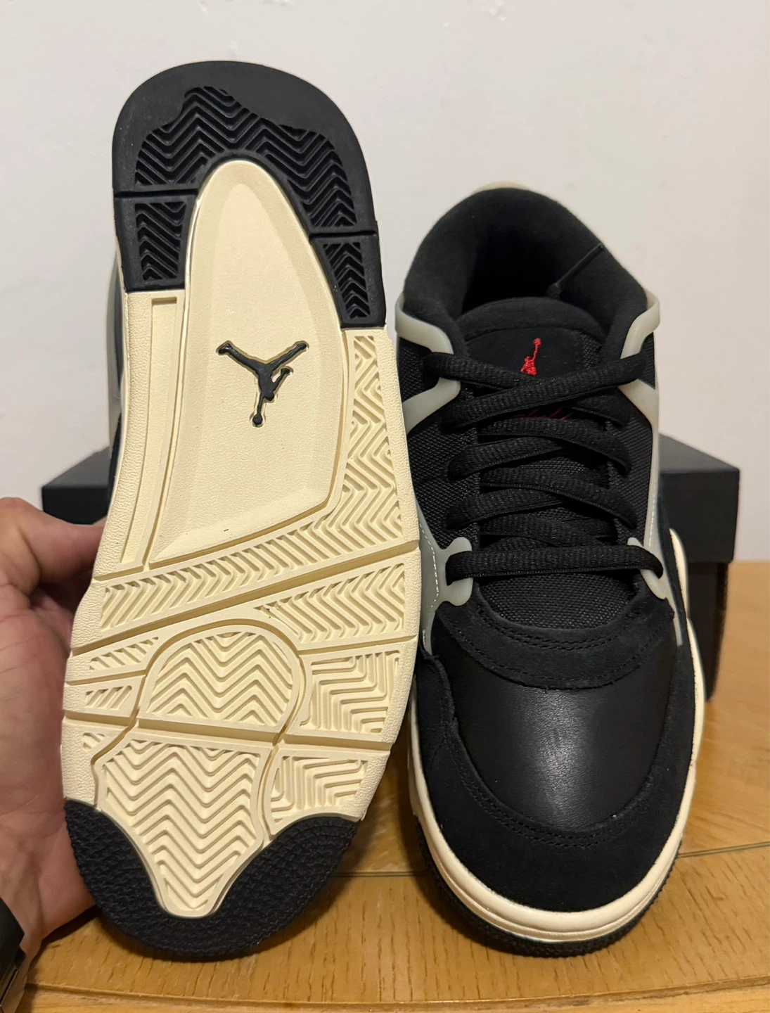 Jordan Sneakers - photo 5