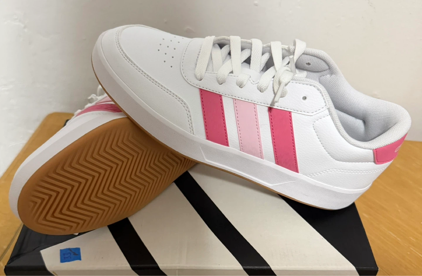 Adidas Women's Court Set Shoes White/Pink Size 7.5 - photo 3
