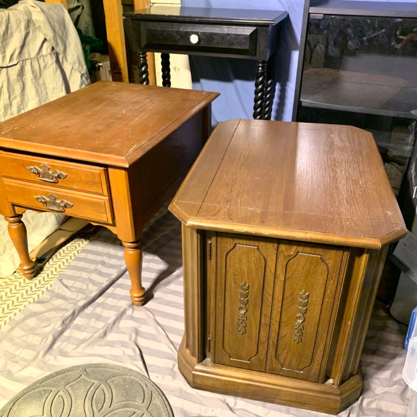 Furniture Appliances Tables AC Fireplace Sale (+100 Items) - photo 3