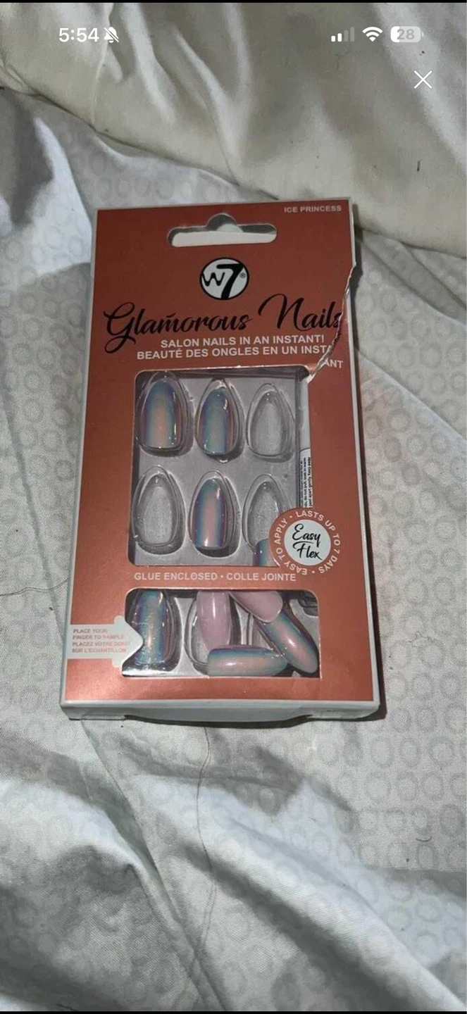 W7 Glamorous Nails - Ice Princess