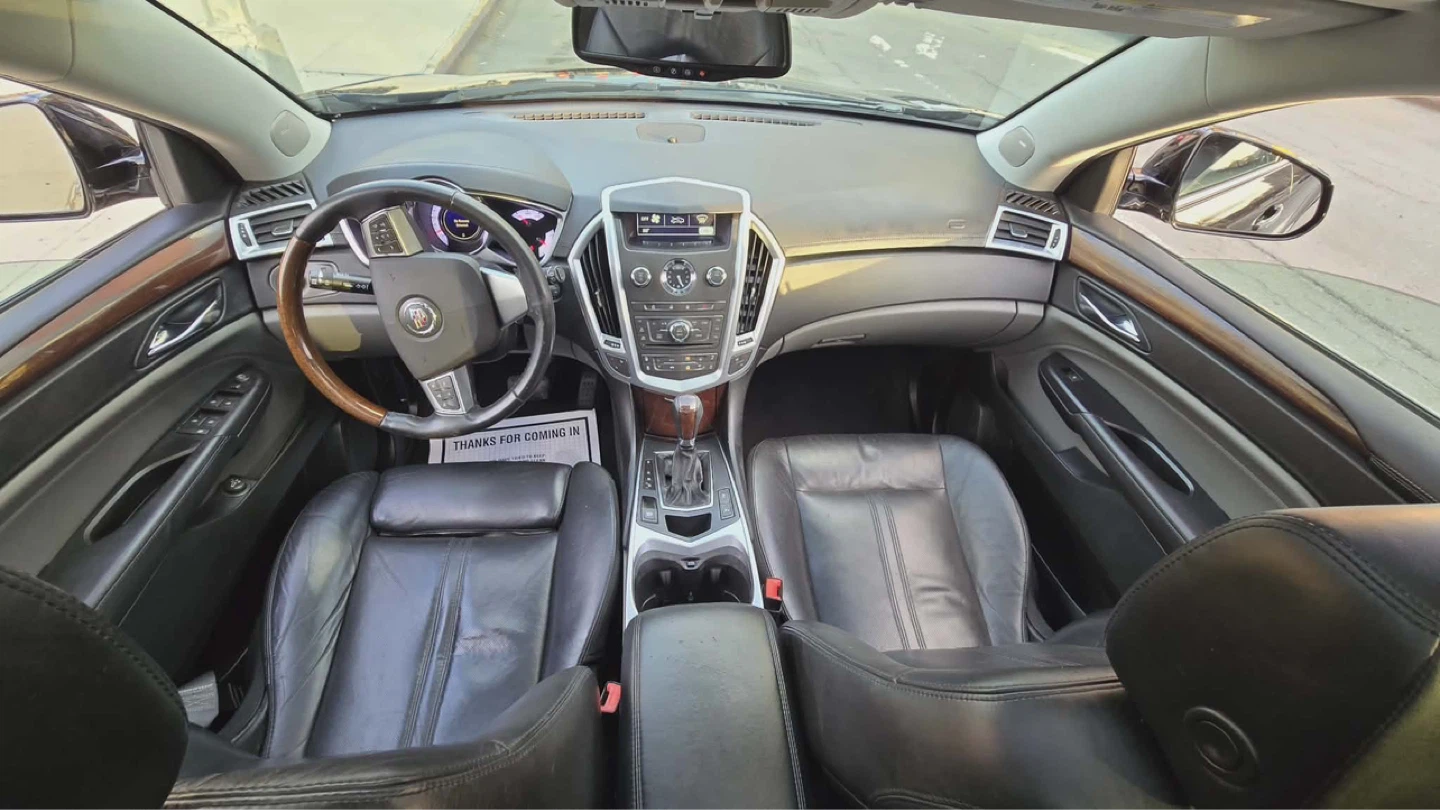 Black Cadillac SRX Luxury SUV - photo 4
