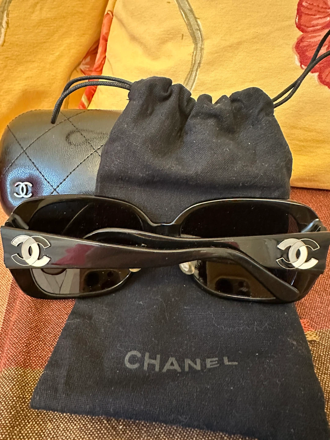 Authentic CHANEL Sunglasses - photo 2