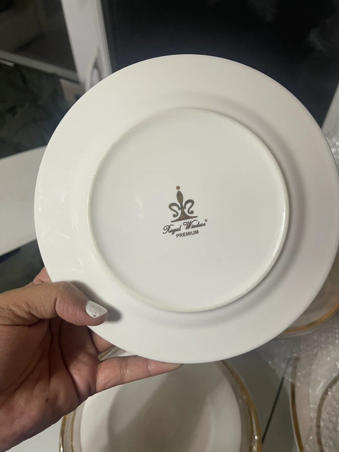 Royal Windsor Premium Plates - Set of 4 - photo 5