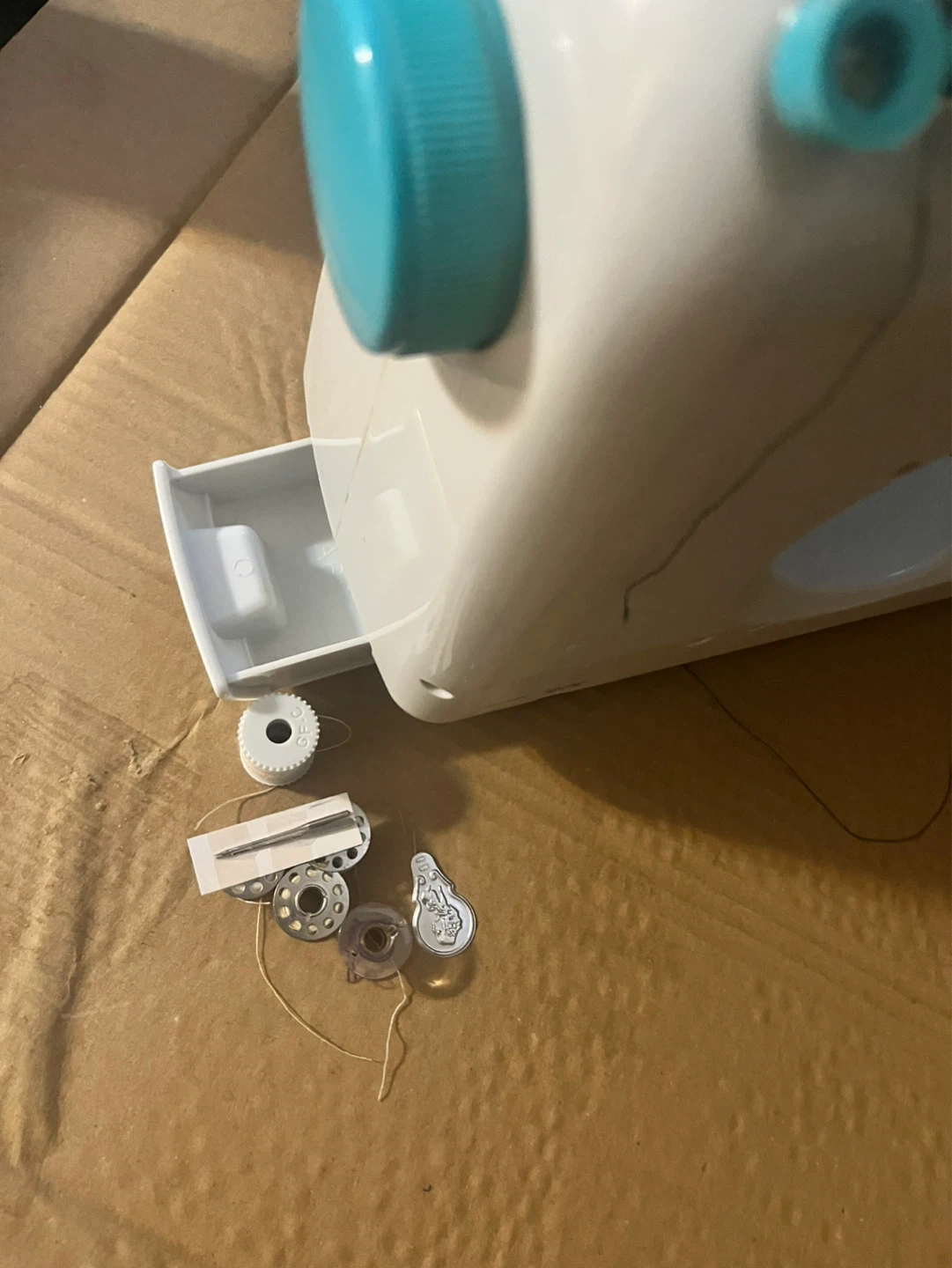 White and Teal Portable Sewing Machine with Accessories - photo 4