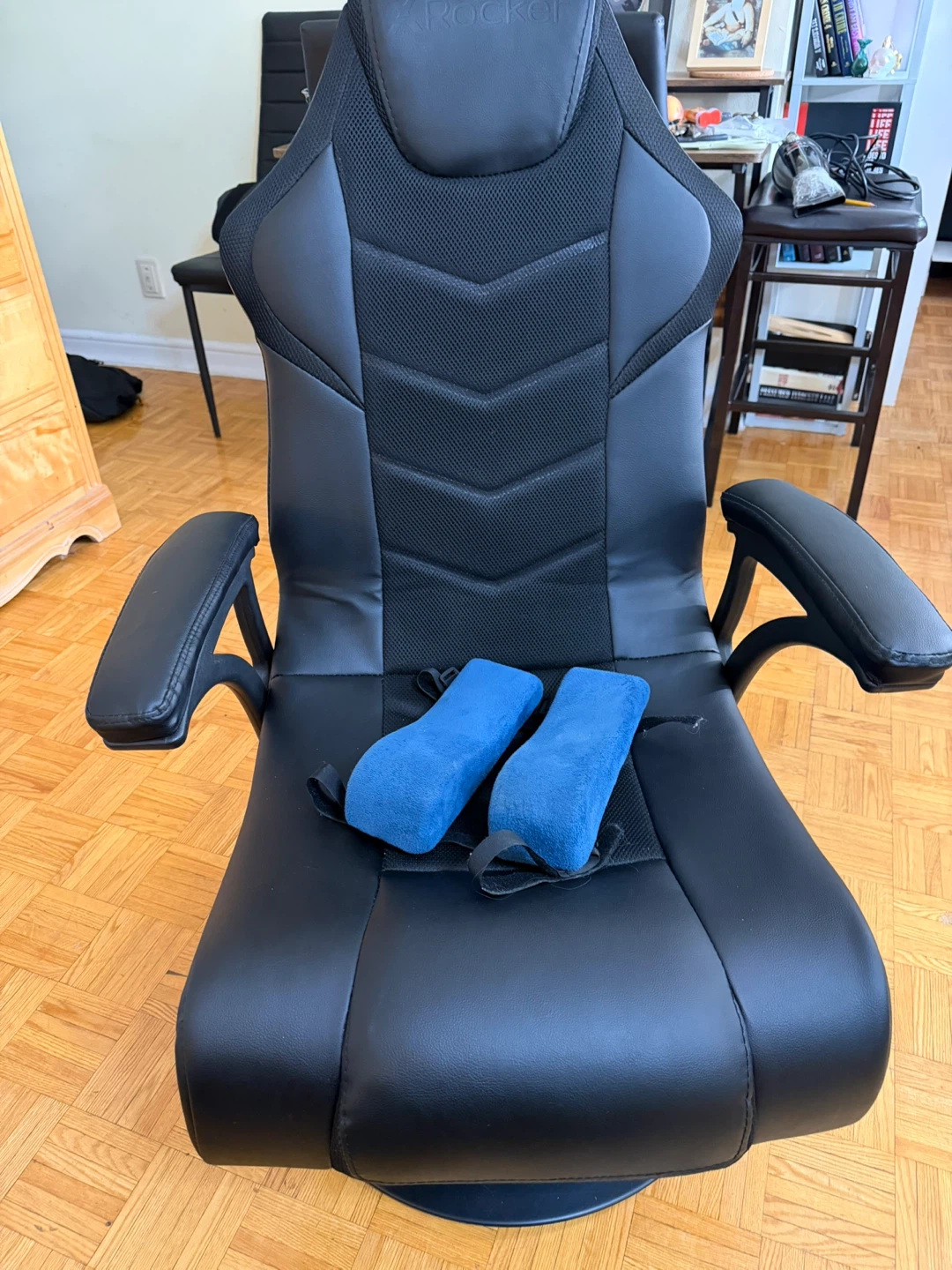 X Rocker Gaming Chair with wireless speakers and more - photo 5
