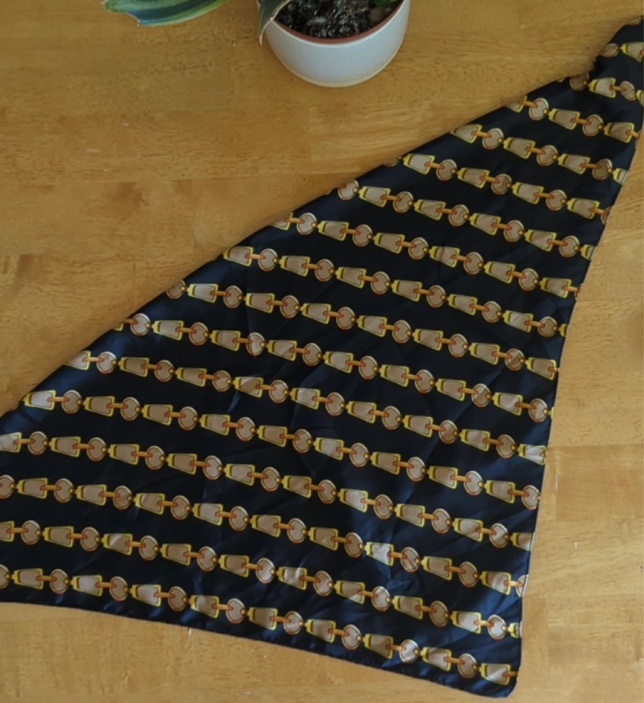 Ladies Black and Gold Link Scarf - photo 5