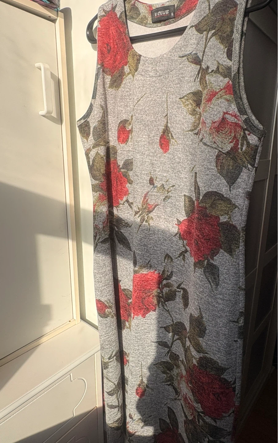 V. CLUB Rose Print Sleeveless Dress Size 6