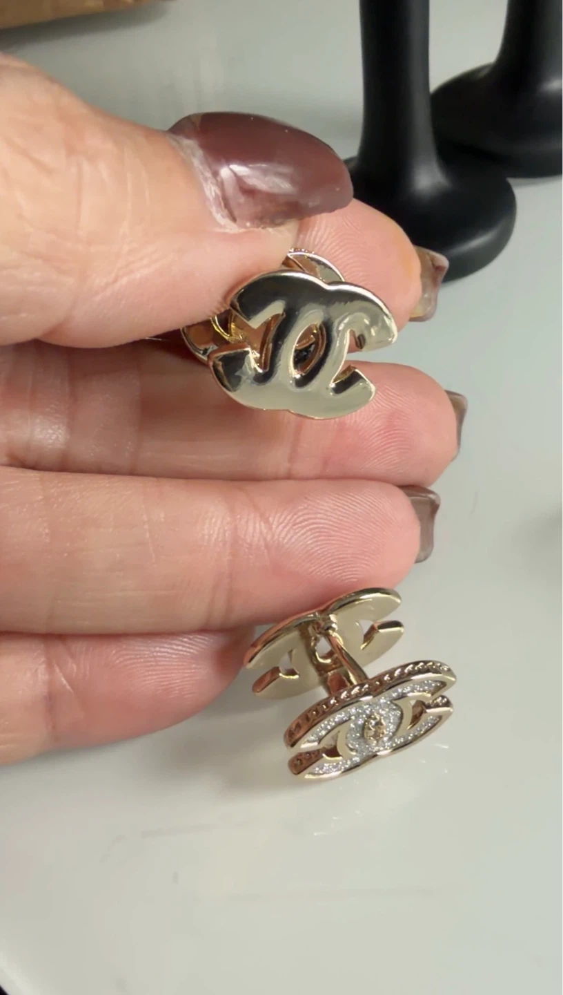 Elegant Fashion Stud Earrings - photo 3
