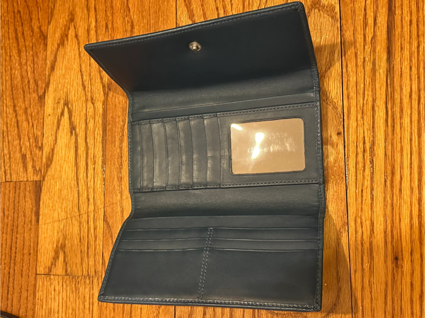 Vintage Coach Trifold Wallet - photo 2