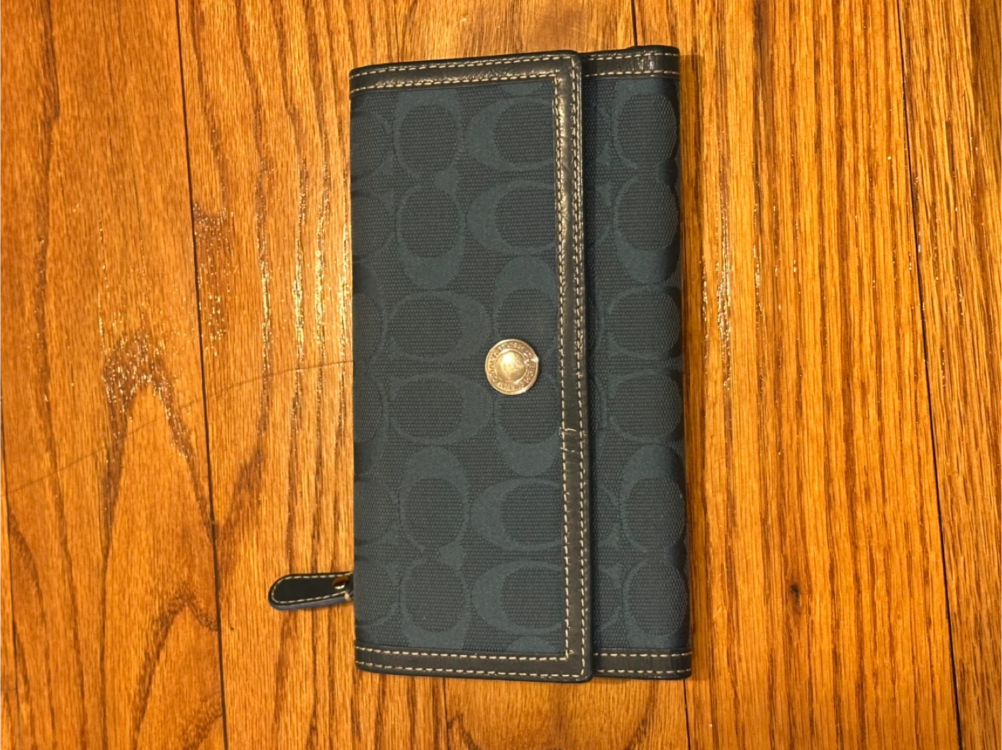 Vintage Coach Trifold Wallet