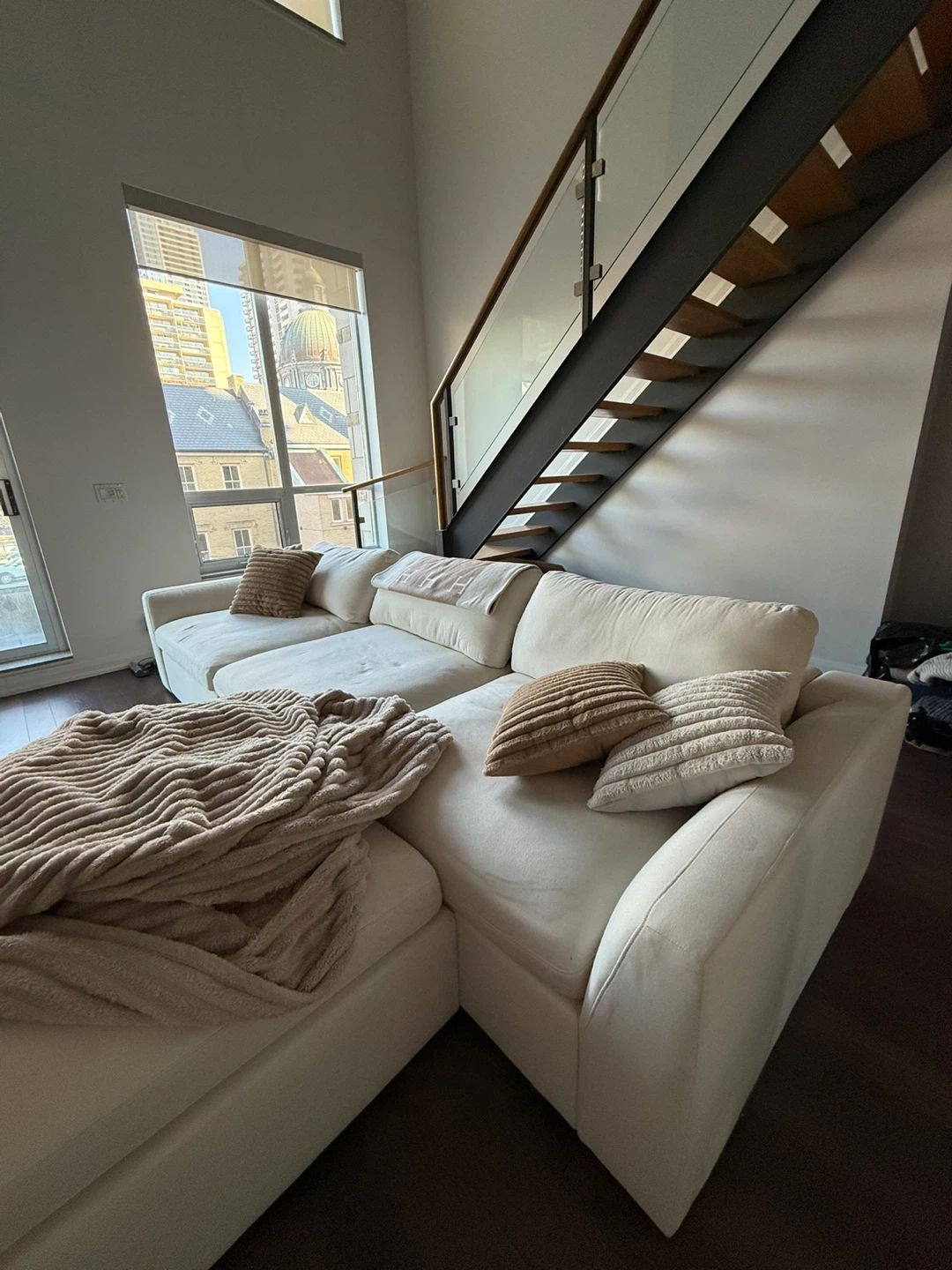 Silk and Snow Cream Sectional Sofa