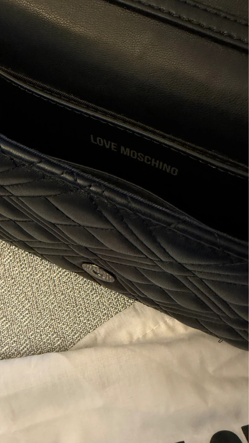 Moschino Quilted Chain Shoulder Bag - photo 4