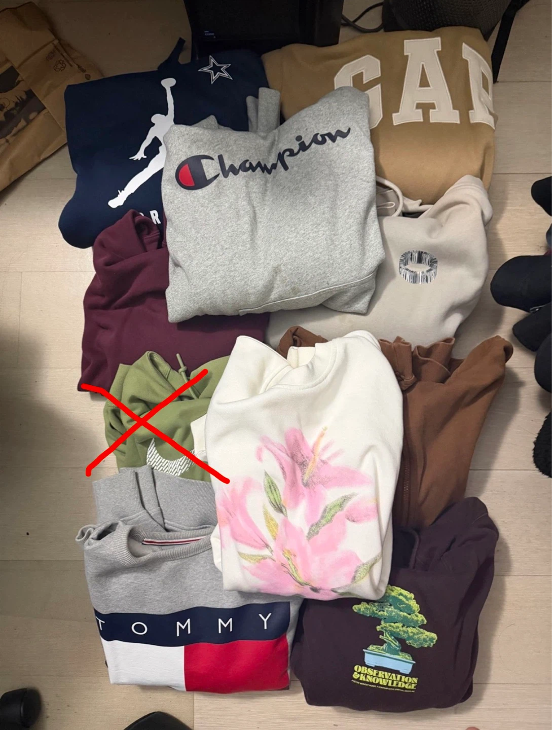 Hoodie Sweatshirt Bundle Nike Champion GAP Tommy Hilfiger & More