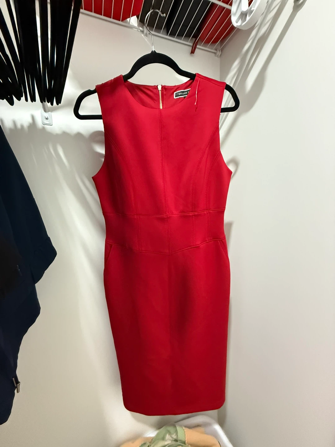 Melanie Lyne Red Sheath Dress Size 4