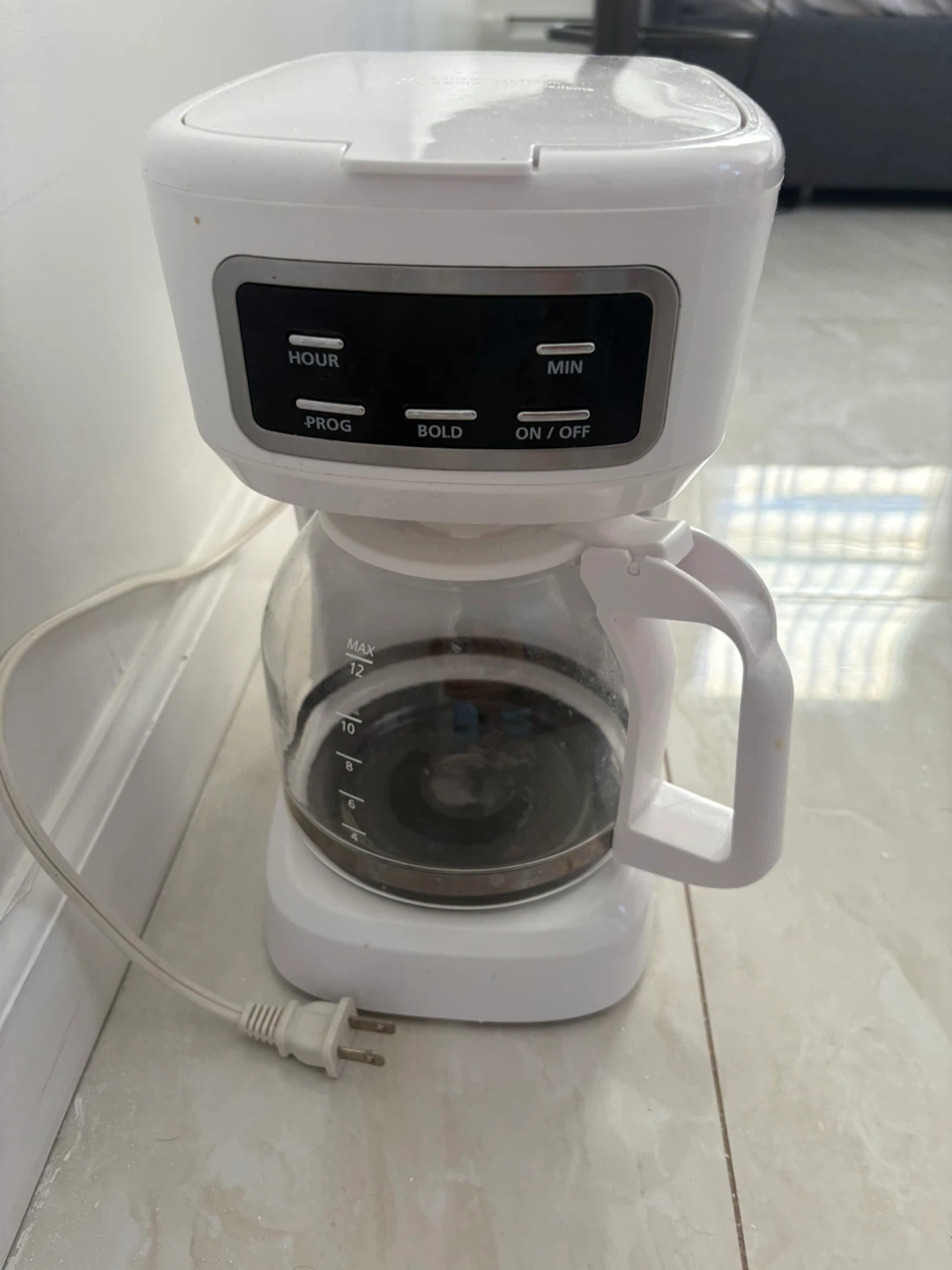 White 12-Cup Automatic Drip Coffee Maker