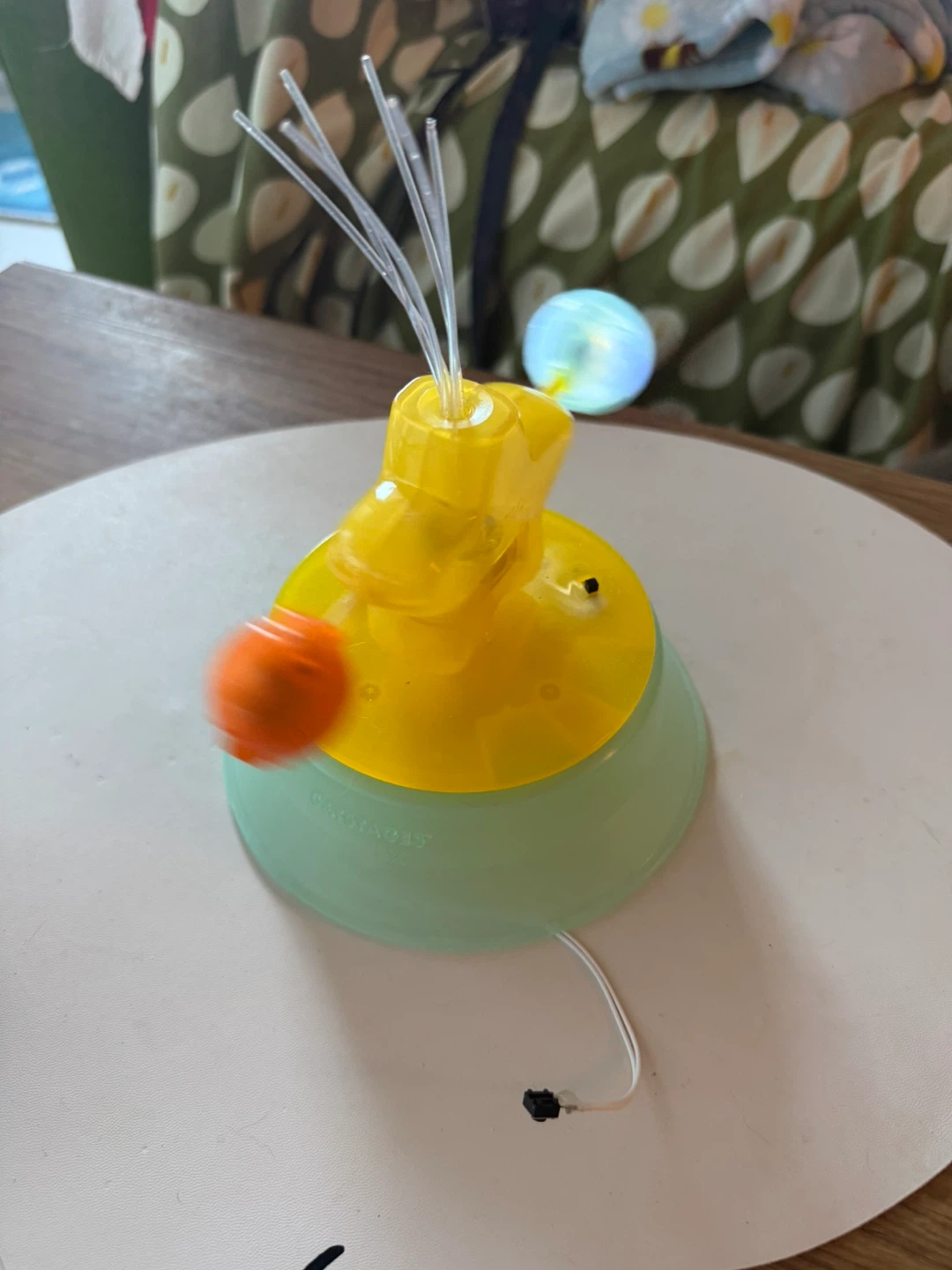 Catstage Glow & Discover Light Show Toy