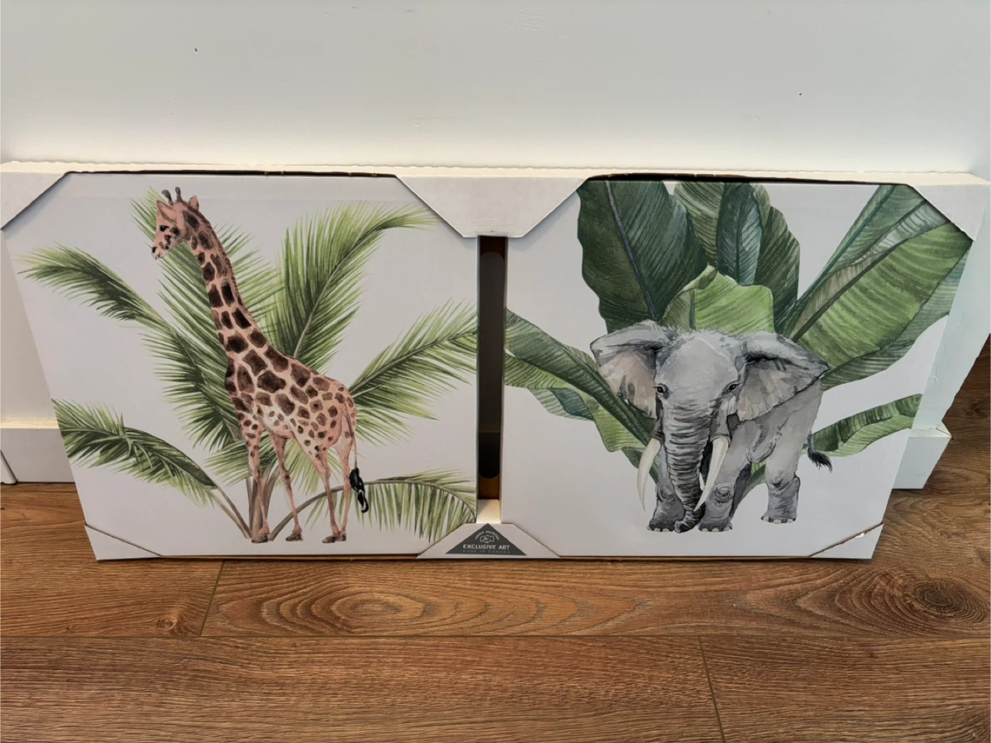 Exclusive Art Giraffe and Elephant Wall Art Set