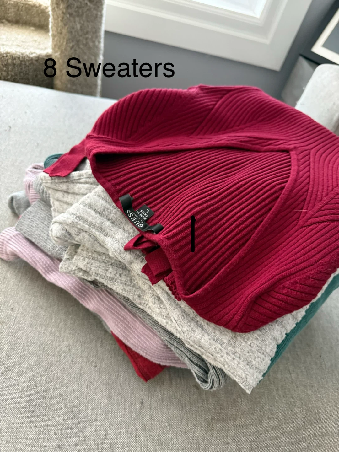 Bundle of women’s clothing. - photo 2
